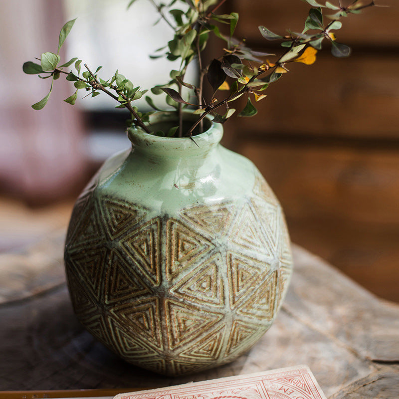 Multi-surface Pattern A Narrow Mouthed Bottle Vintage Ceramic Pot Vase