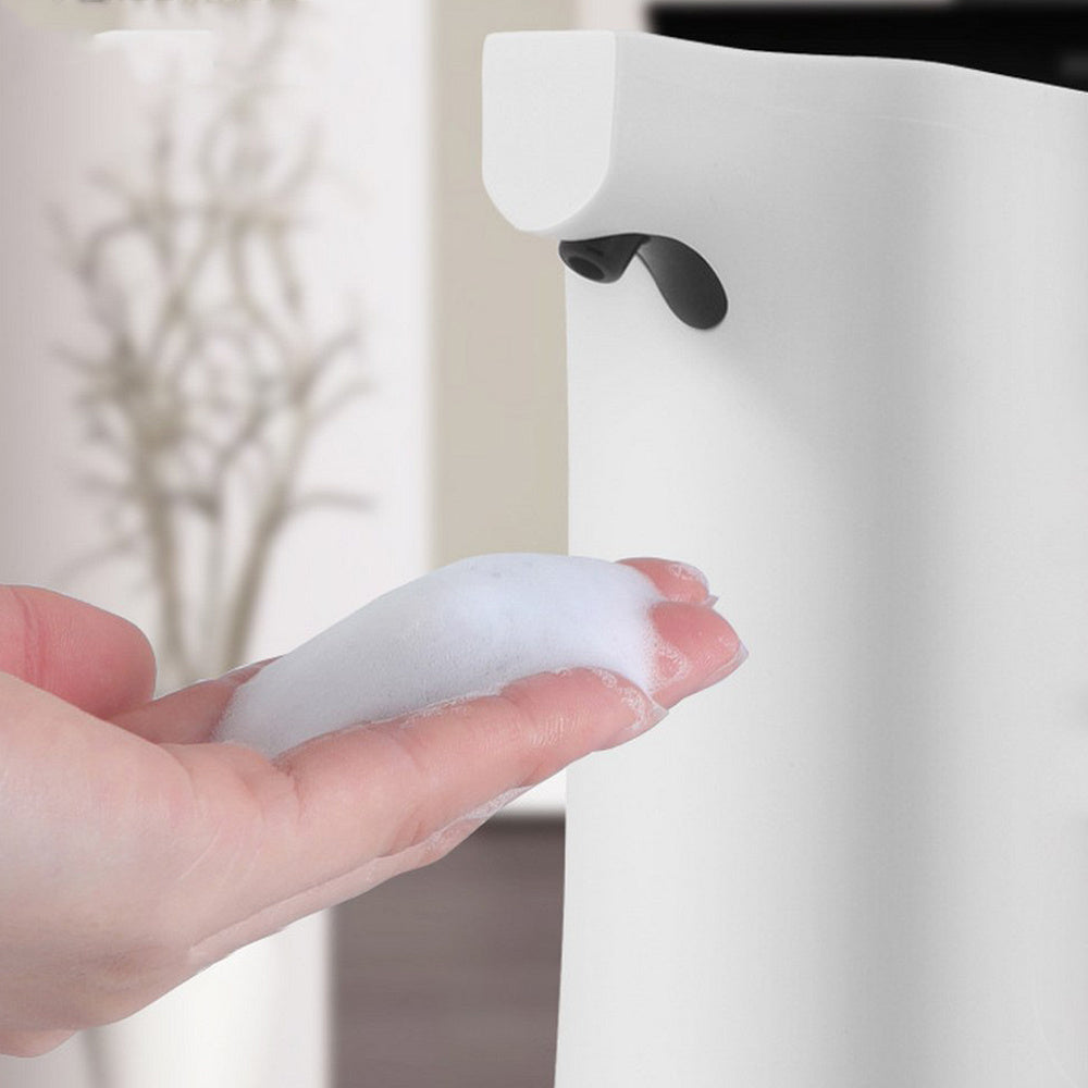 Automatic foam washing mobile phone