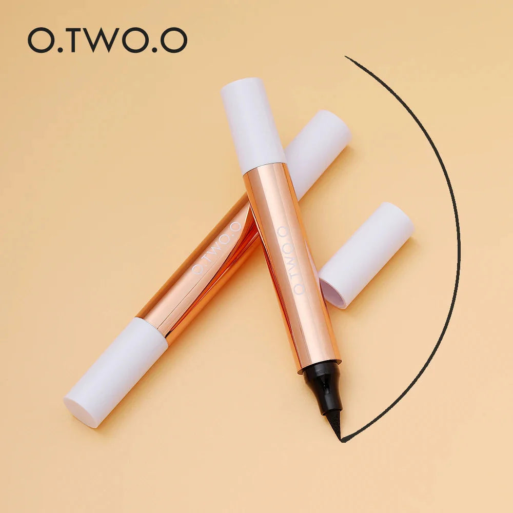 O.TWO.O Black Eyeliner Stamp Pen Waterproof Fast Dry Eye Liner
