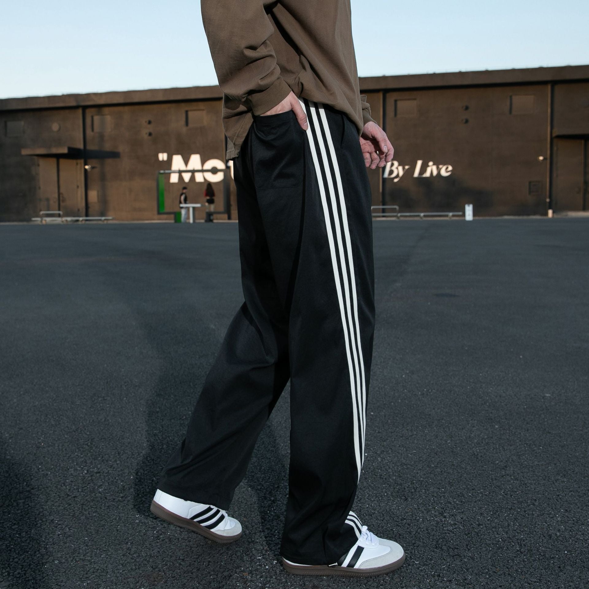 Unisex Striped Trim Wide Leg Sweatpants new