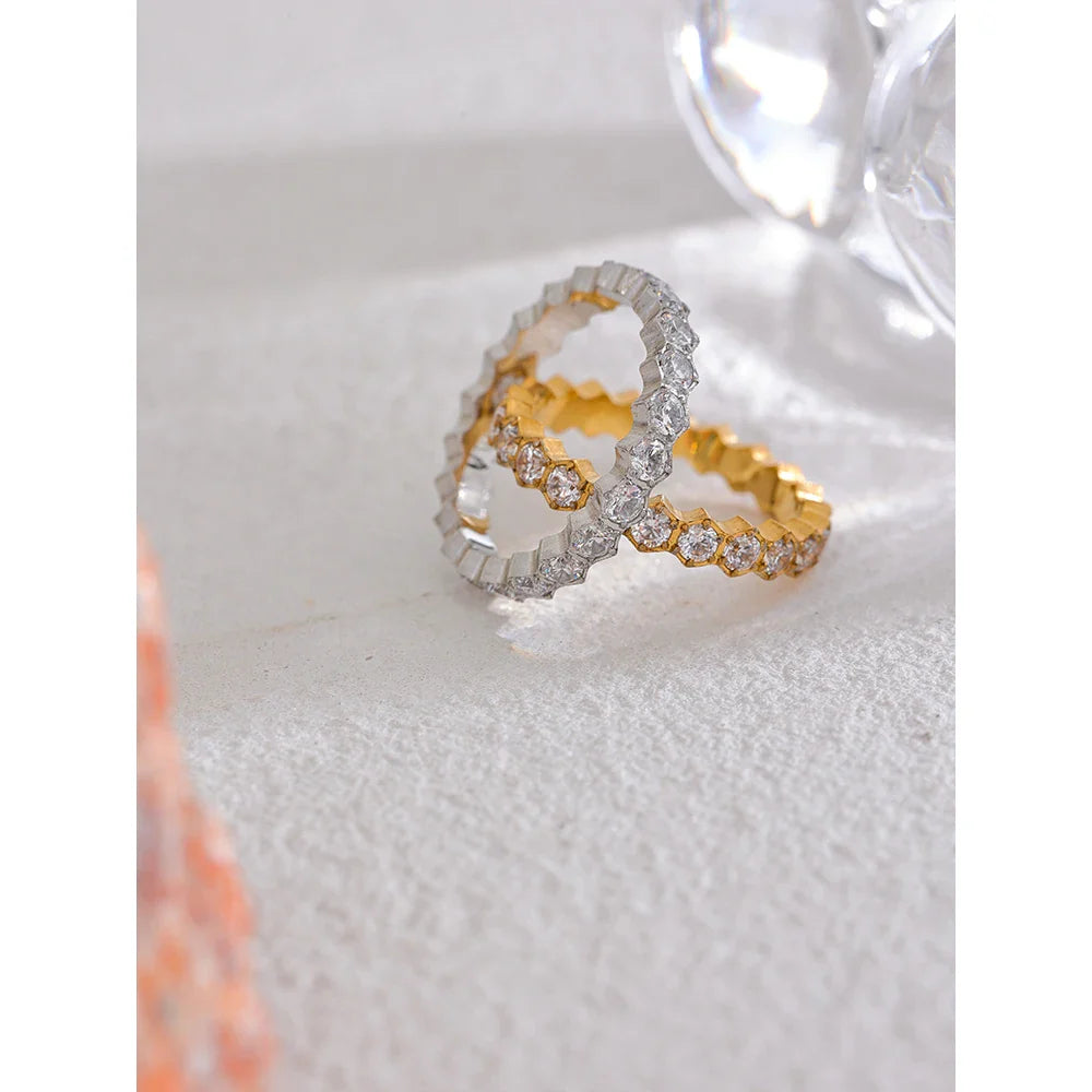 Exquisite White Cubic Zirconia Bling Stainless Steel Classic Thin Chic Ring Luxury Engagement Wedding Fashion Jewelry Gift
