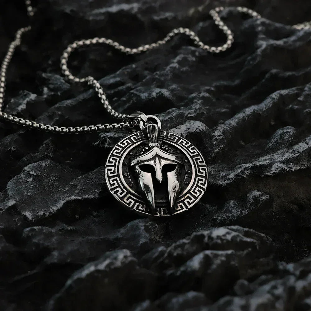 European and American Vintage Spartan Viking Mask Warrior Men's Titanium Steel Necklace Fashion Trend Helmet Handmade Pendant