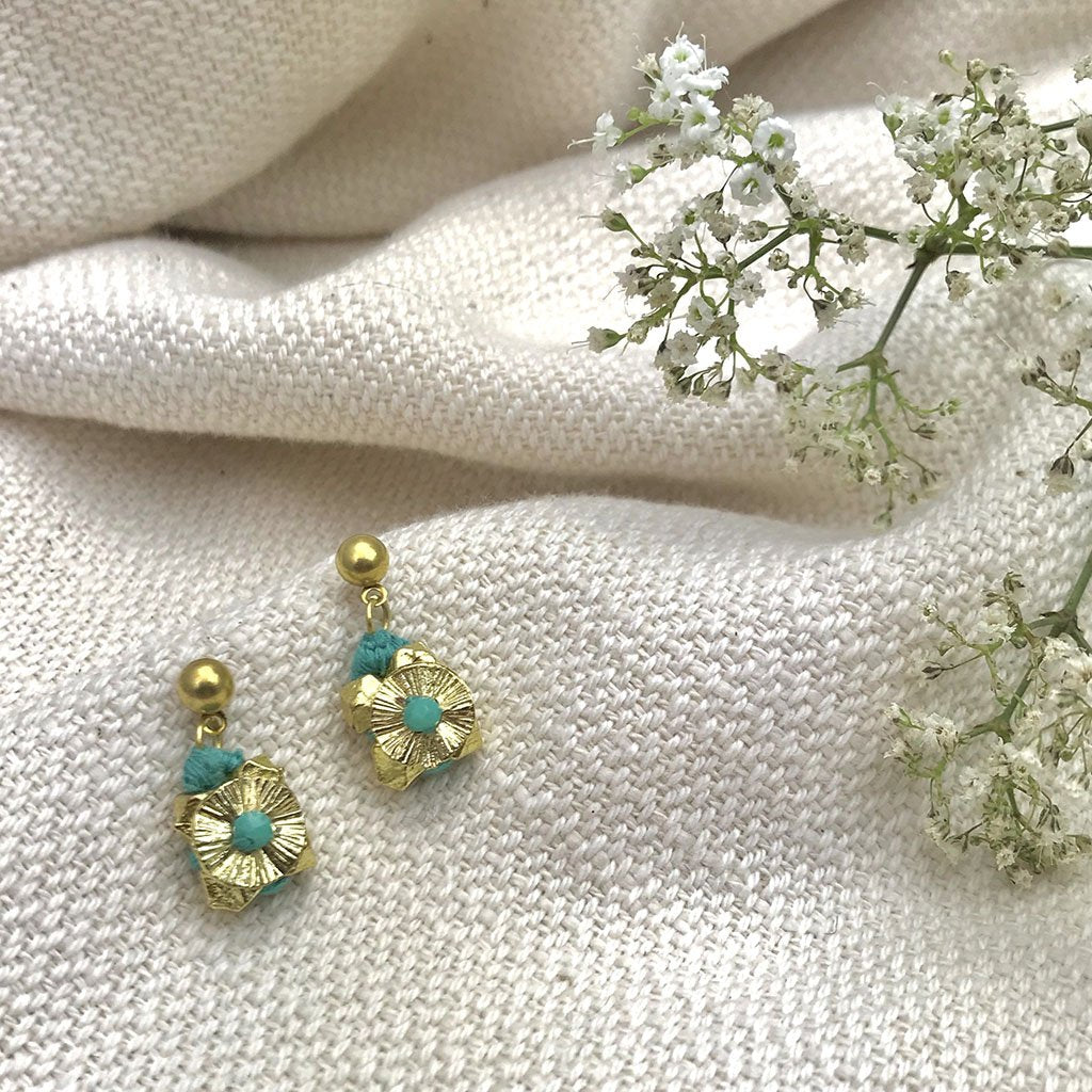 Boho Cotton Thread Flower Earrings Zinc Alloy Dainty 2.5cm Handmade