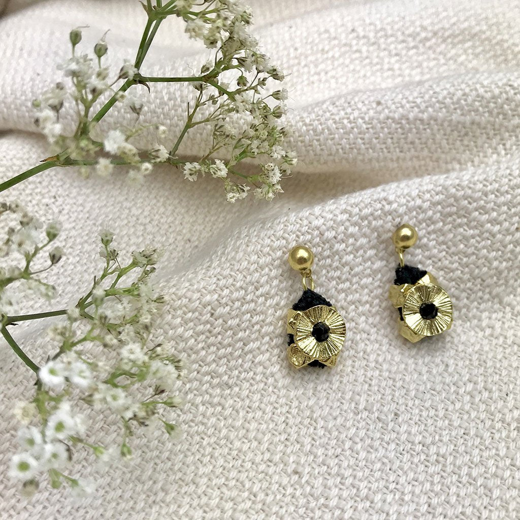 Boho Cotton Thread Flower Earrings Zinc Alloy Dainty 2.5cm Handmade