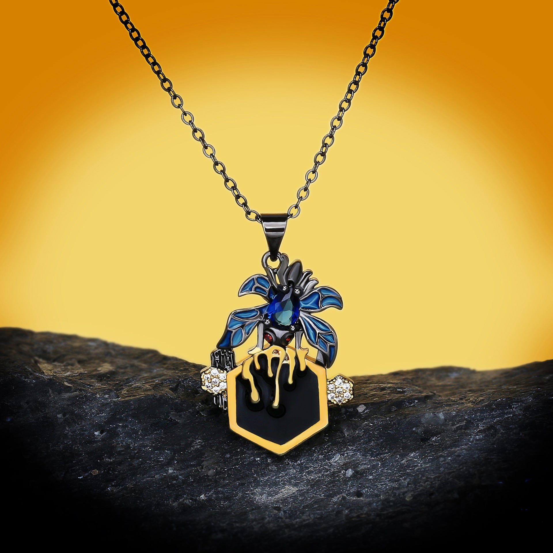 Personalized Retro Short Black And Gold Two-tone Necklace