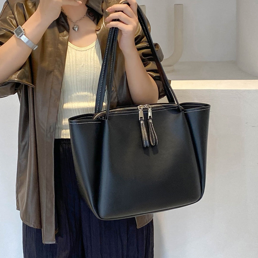 Elegant Large Tote Bag for Female - Handbag with Soft PU Material and Large Capacity for Everyday Style hobo