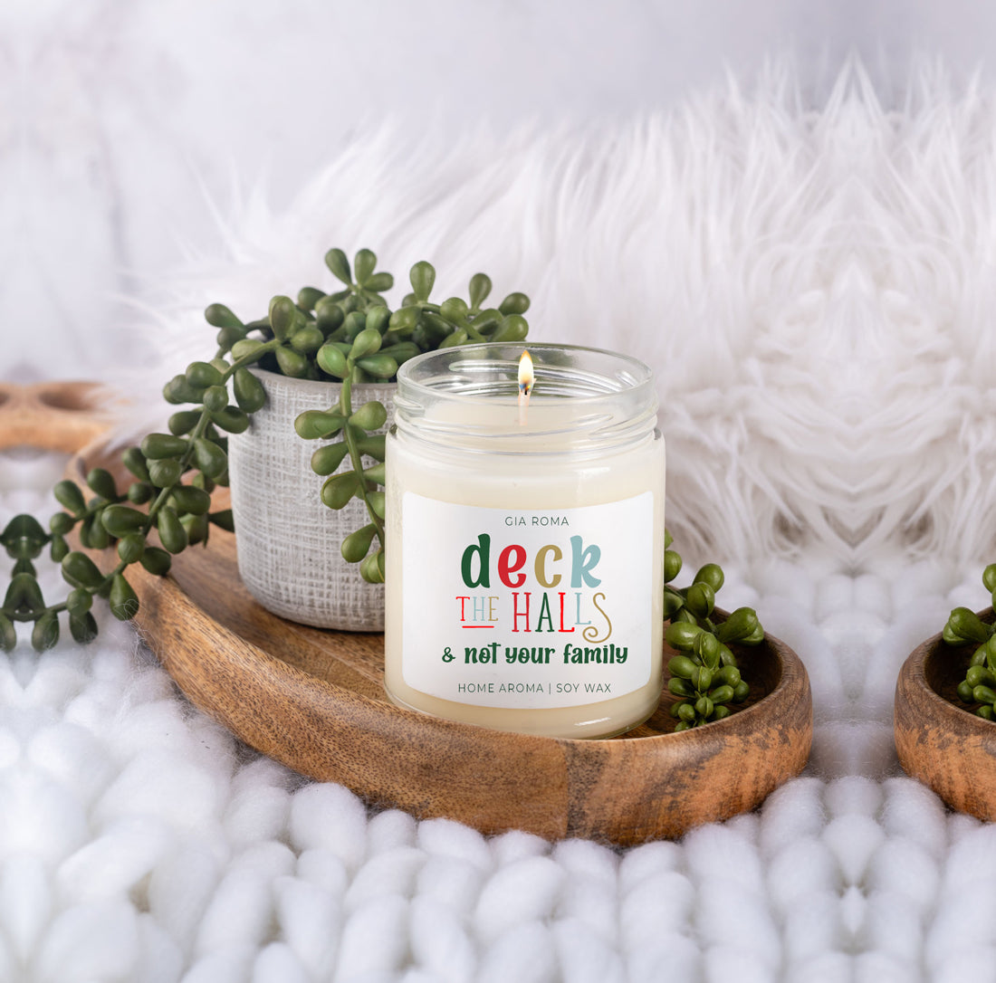 Deck The Halls Holiday Candle 9oz Clove Cinnamon Berry Plum Fir 50hr Burn