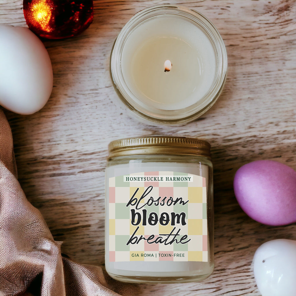 Honeysuckle Scented Soy Candle - Sweet Floral Blossom, Honeyed Summer Aroma