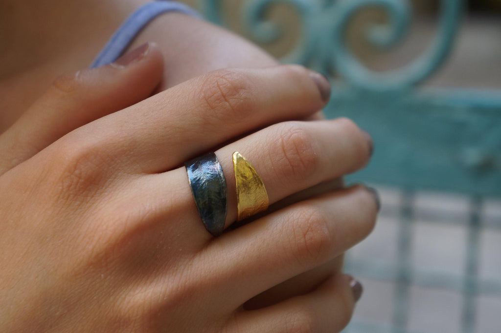 Olive Leaves Ring Gold plated And Black Rhodium on Sterling Silver 925.