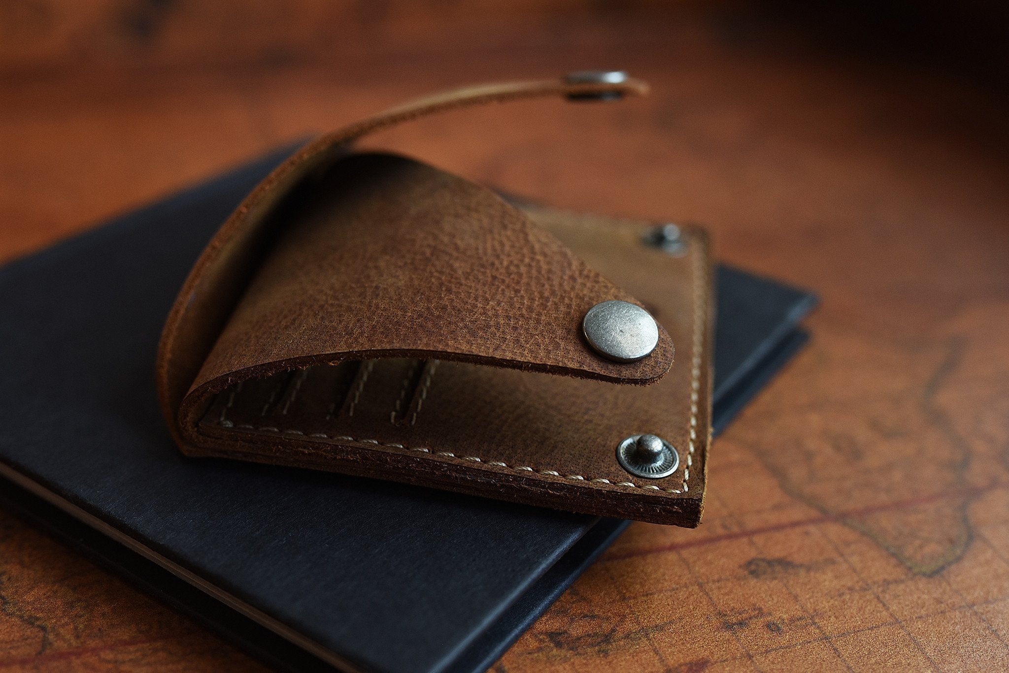 Leather Wing Fold Card Wallet Slim Snap Closure Everyday
