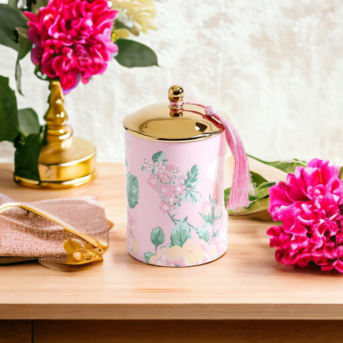 Vintage Floral Scented Soy Candle 10.6oz Porcelain Jar Gold Lid Gift Box